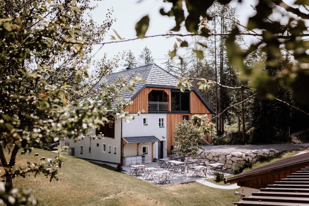 Das Schutzhaus-Bed And Breakfast-Dein Basislager Im Salzkammergut Bad Aussee Exterior foto