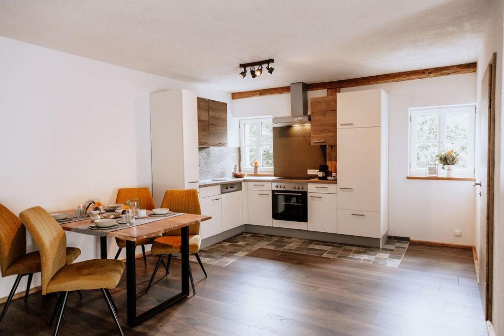 Das Schutzhaus-Bed And Breakfast-Dein Basislager Im Salzkammergut Bad Aussee Exterior foto